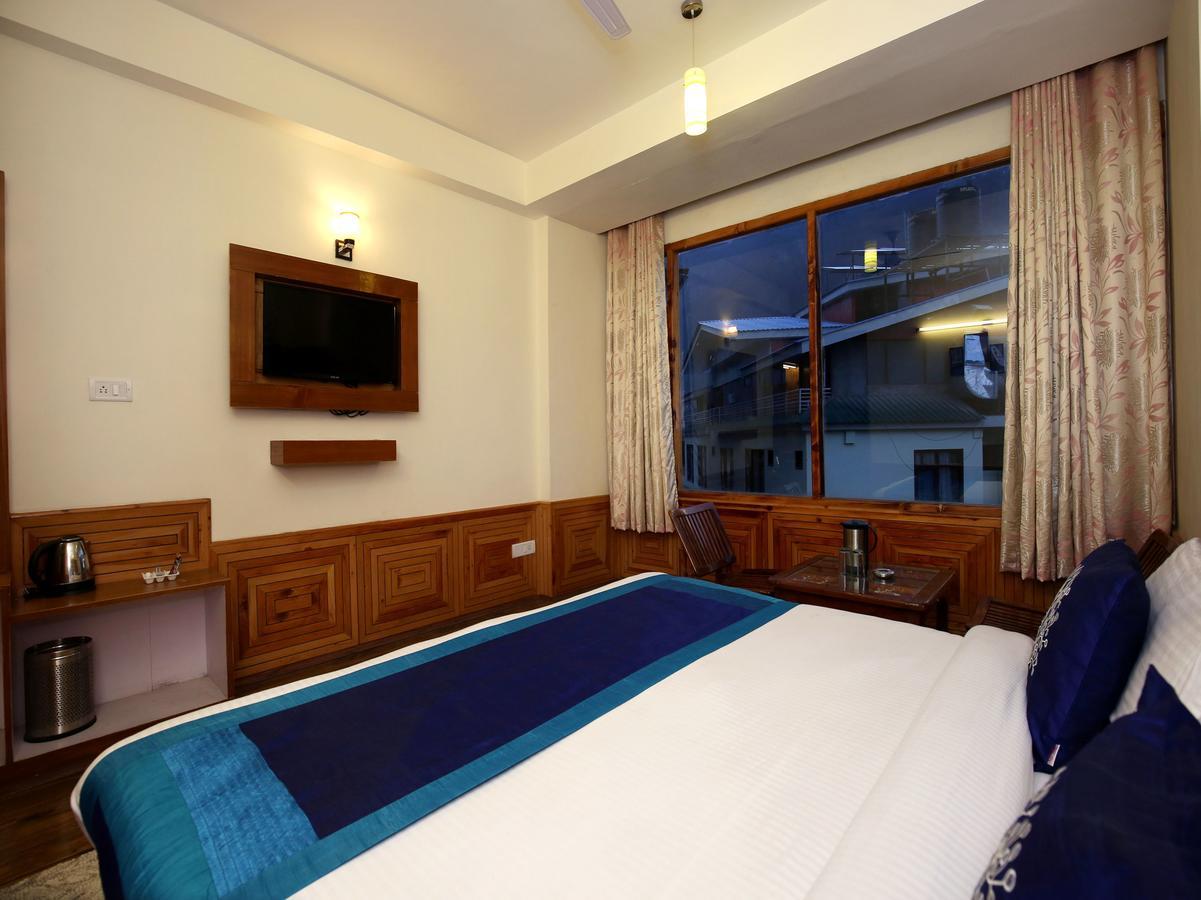 Oyo 10116 Hotel Rhythm Retreat 马拉里 外观 照片