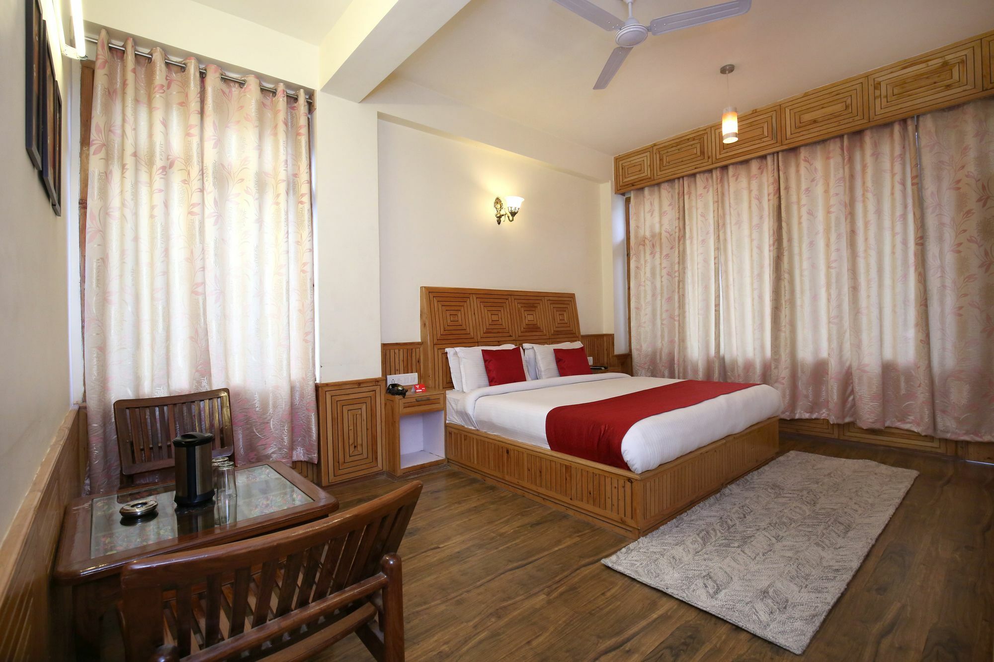 Oyo 10116 Hotel Rhythm Retreat 马拉里 外观 照片